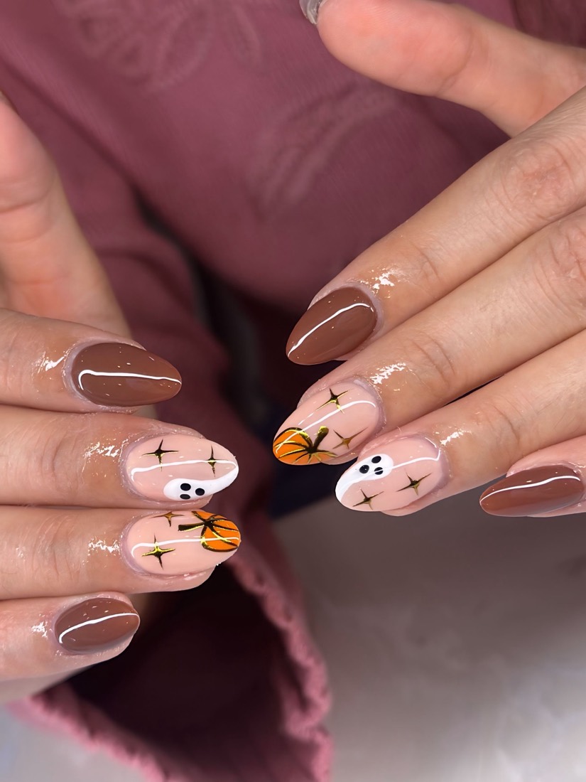 nude and white nail art nails, oval shape — nail salon in Rome, GA — Sonny & Tee